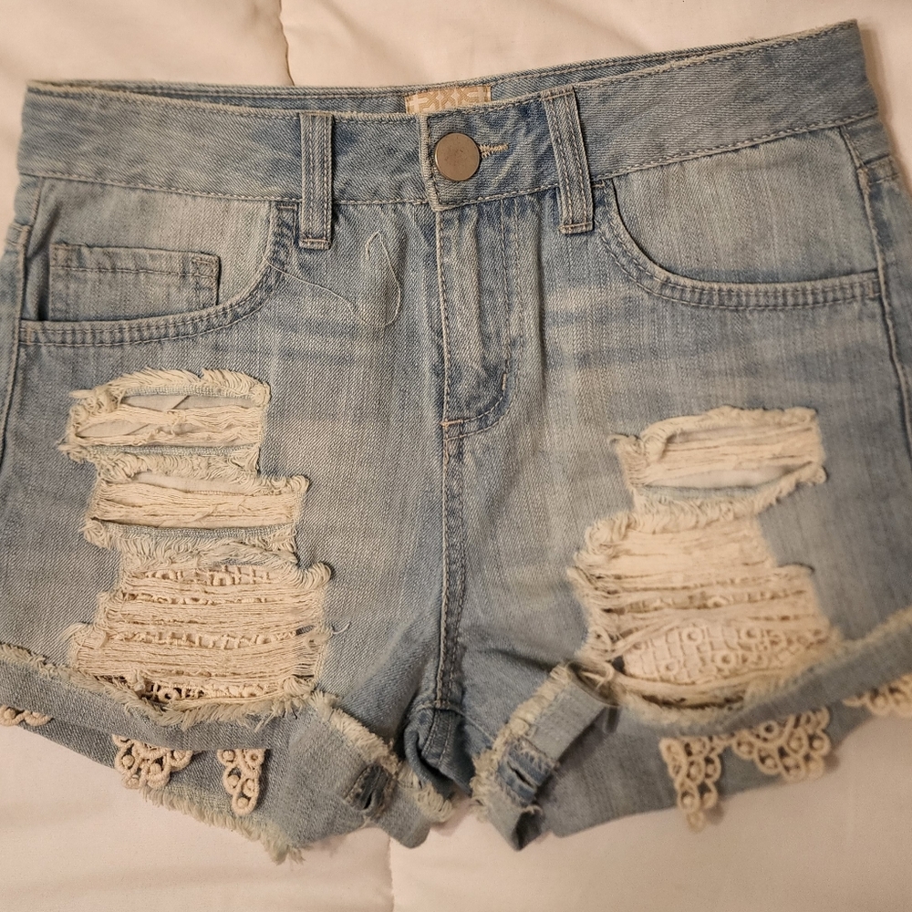 Gianni Bini denim shorts